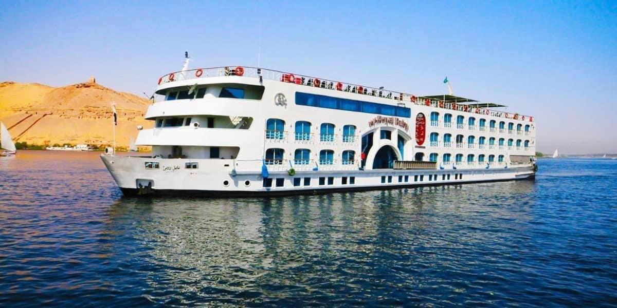 One Love Guesthouse & Restaurant Luksor Dış mekan fotoğraf