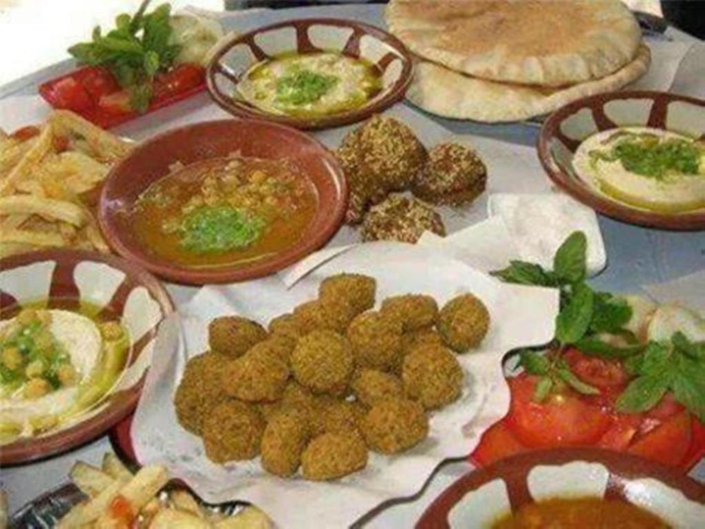 One Love Guesthouse & Restaurant Luksor Dış mekan fotoğraf