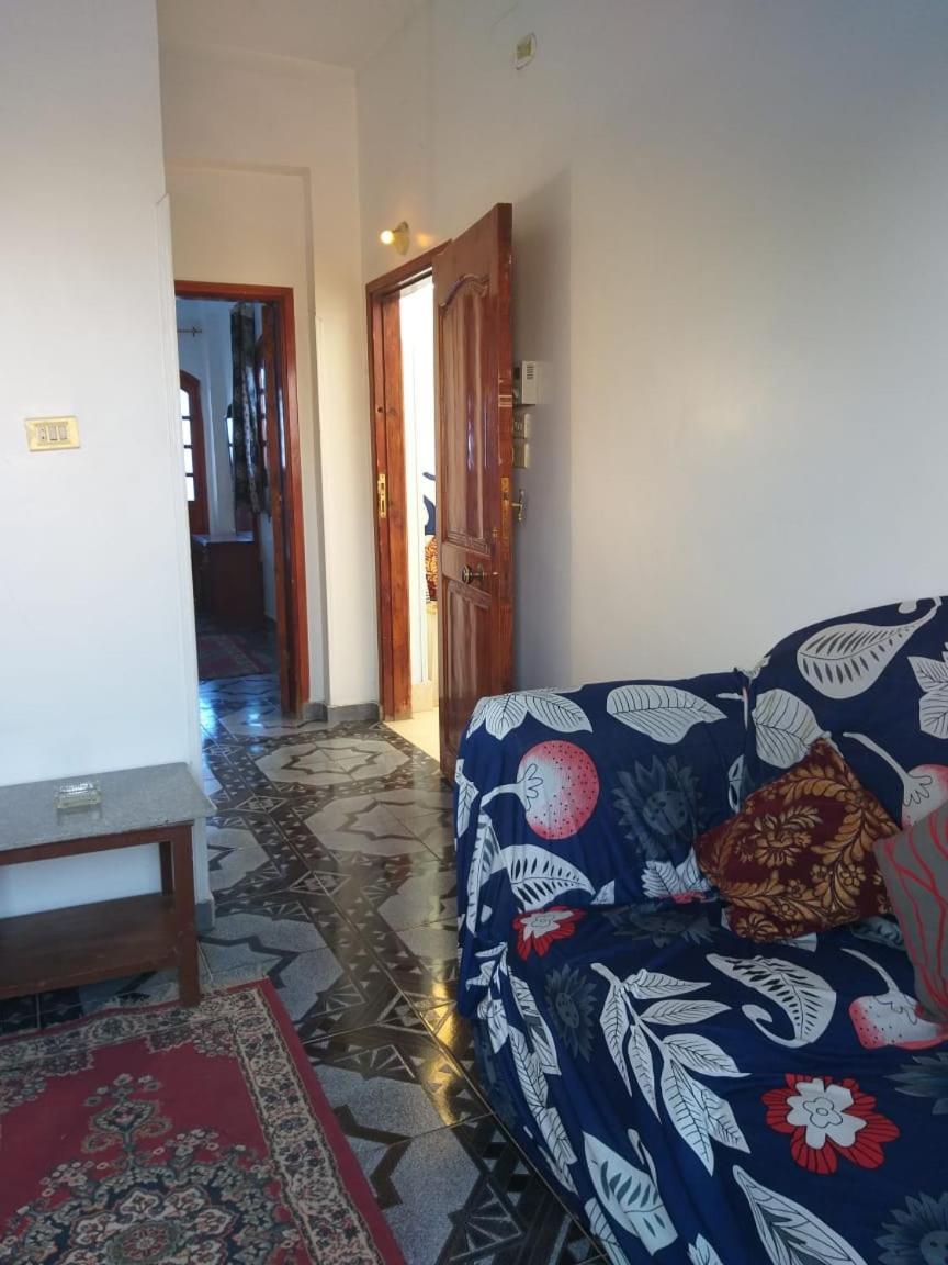 One Love Guesthouse & Restaurant Luksor Dış mekan fotoğraf