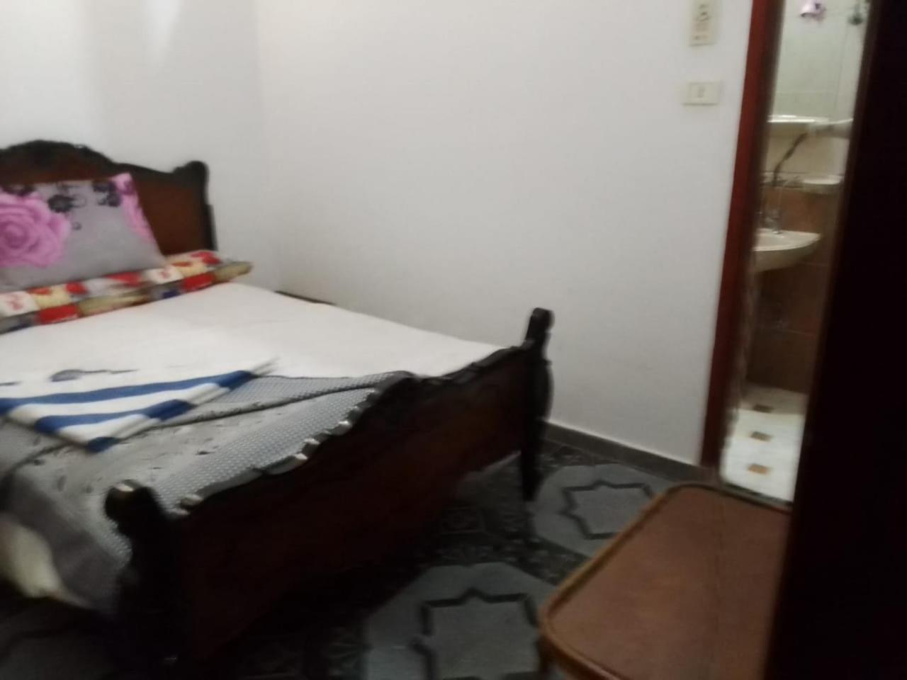 One Love Guesthouse & Restaurant Luksor Dış mekan fotoğraf